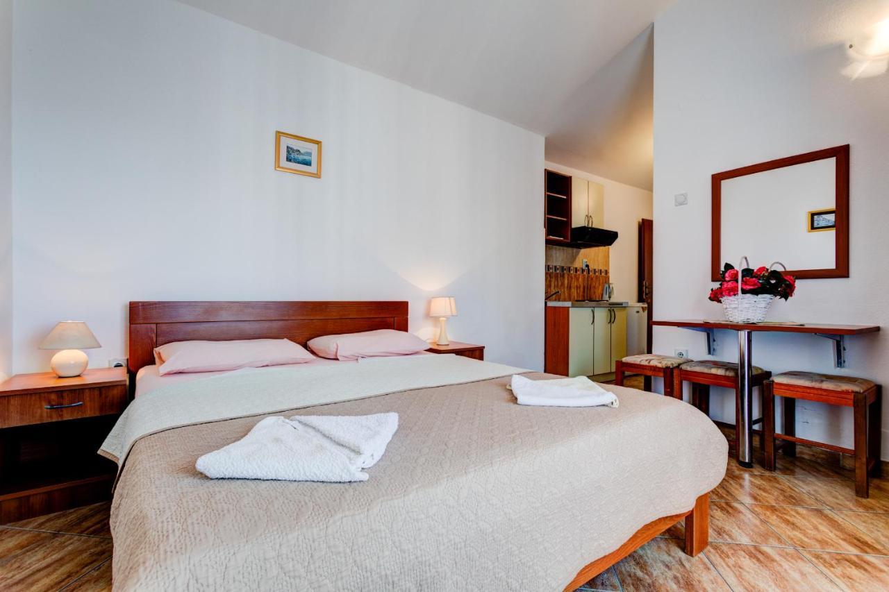 Villa Savovic Petrovac Ngoại thất bức ảnh