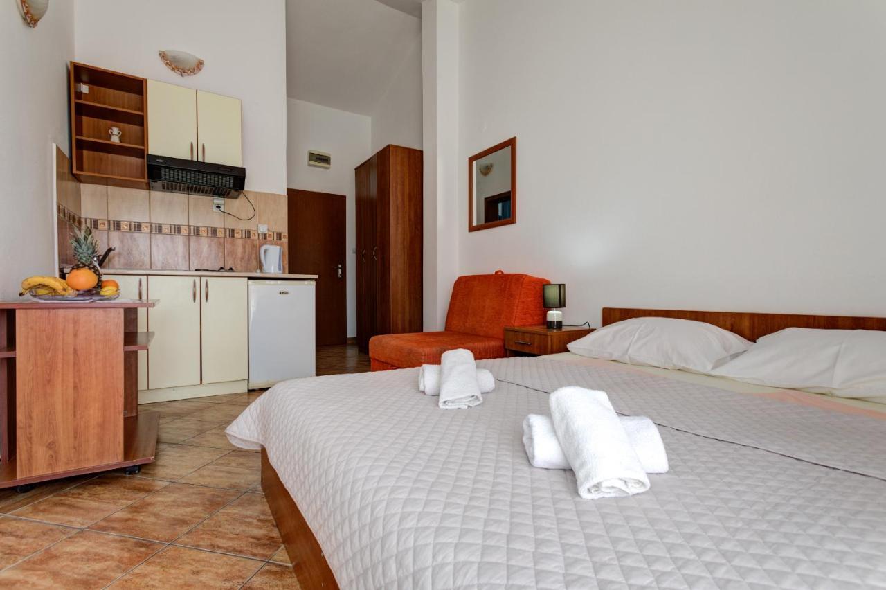 Villa Savovic Petrovac Ngoại thất bức ảnh