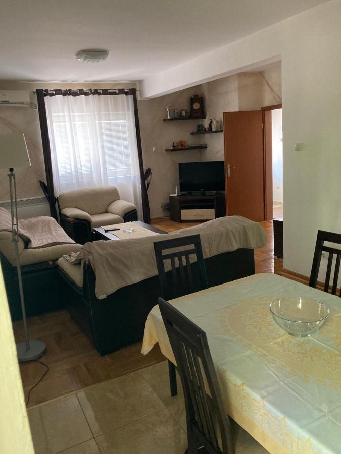 Villa Savovic Petrovac Ngoại thất bức ảnh