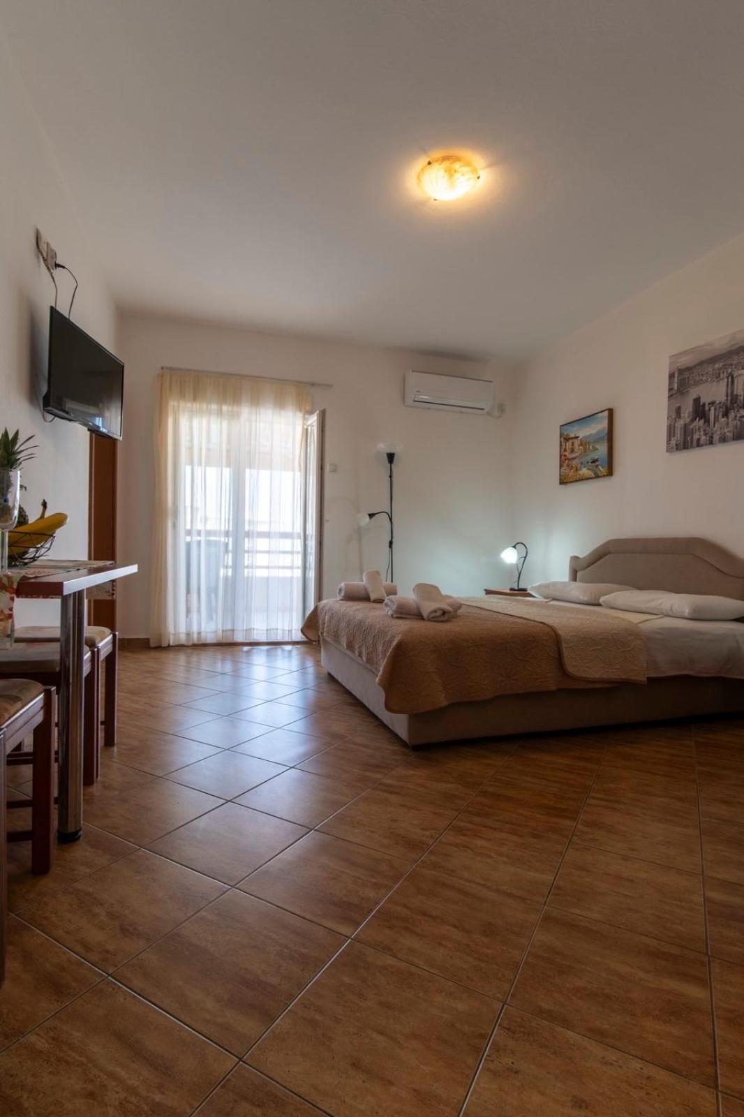 Villa Savovic Petrovac Ngoại thất bức ảnh
